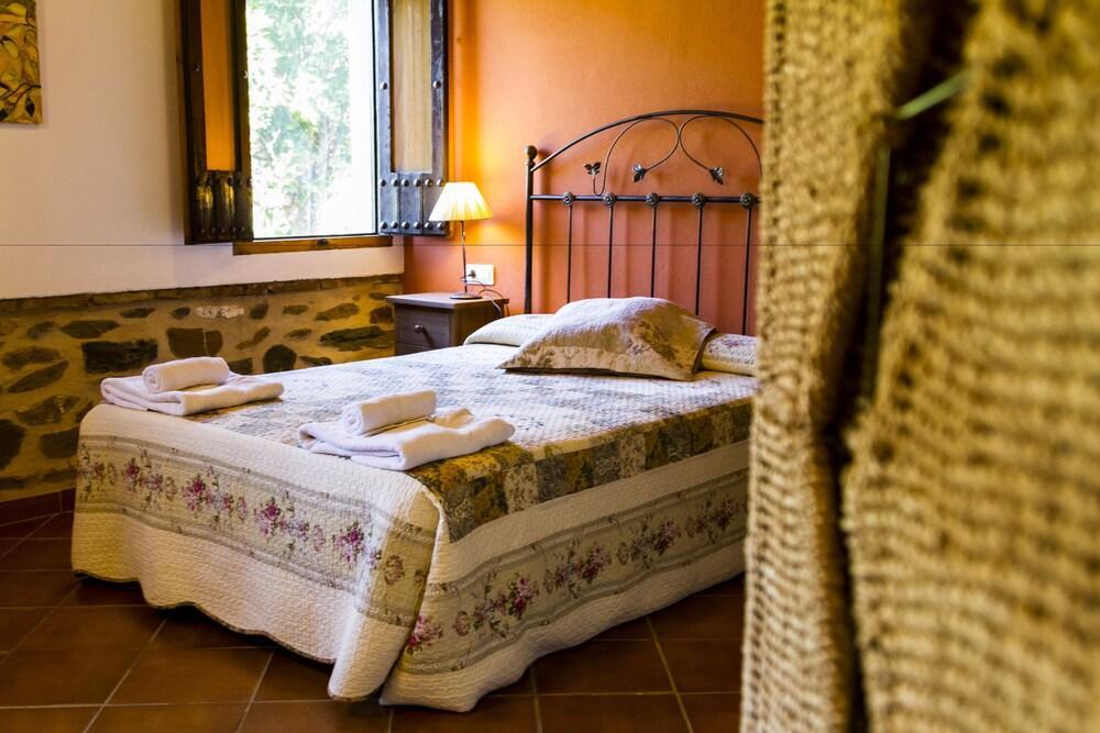 La Molinilla Apartamentos Y Hammam - Adults Only Linares de la Sierra Exteriér fotografie